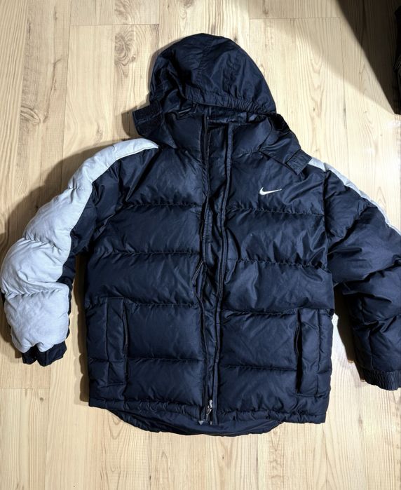 Zimowa kurtka Nike. Oryginalna. 128-140.