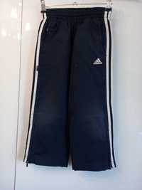 р. 110 - 116 Adidas спортивные штаны на подкладке на 5 -6 лет