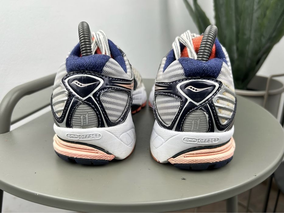 Оригінал! Кросівки Saucony Triumph 37.5 розмір MM782
