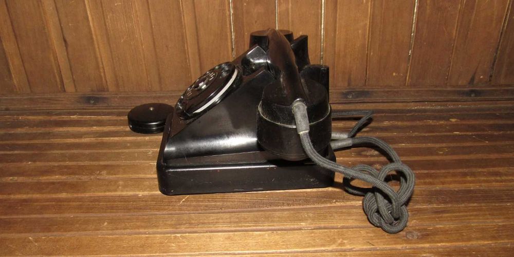 1956 Телефон бакелитовый VEF в родной коробке , не использовался