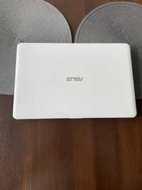 Laptop Asus Biały