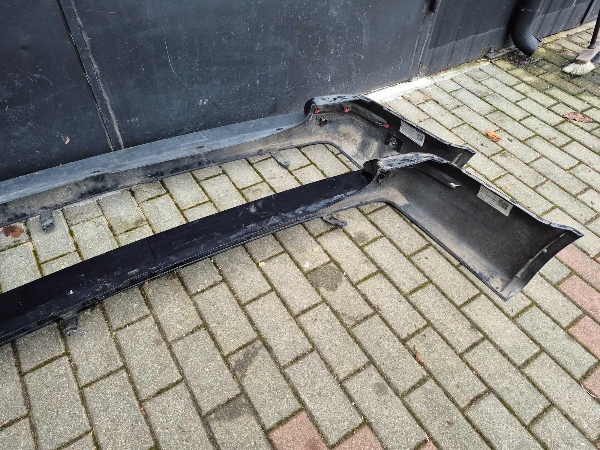 Volkswagen Transporter / Multivan (T6) 15- Zderzak PDC tył oryginalny