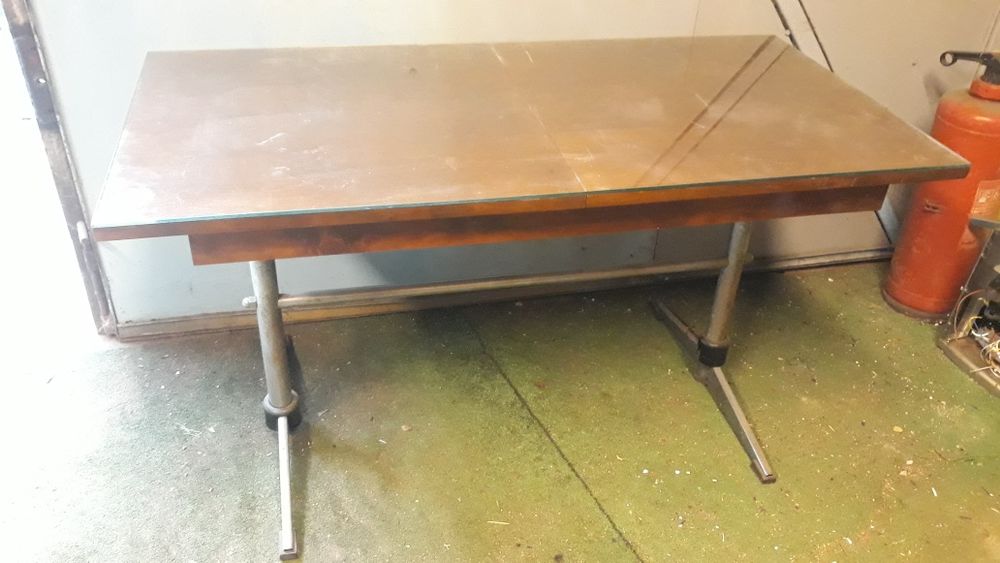 Ława PRL rególowana rozsuwana, podnoszona.