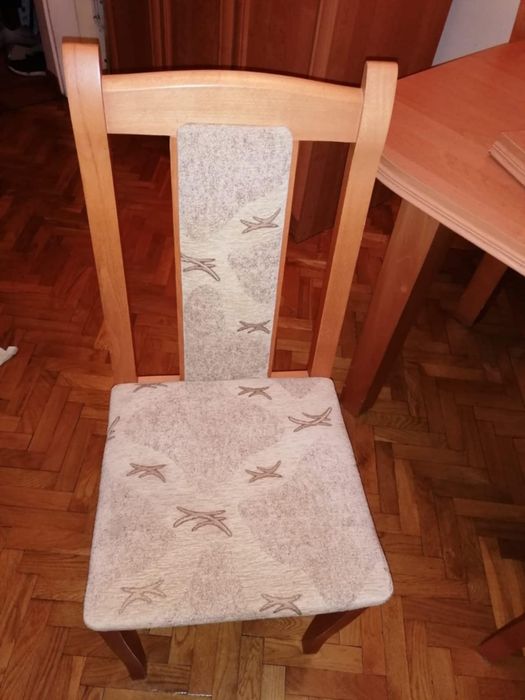 Sprzedam zestaw: stół + 6 krzeseł