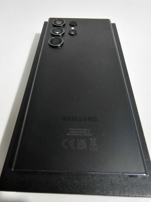 Samsung S23 Ultra 512gb. Muito bom. Tudo de origem.