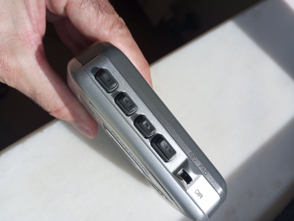 Walkman Panasonic RQ-CR15V com radio