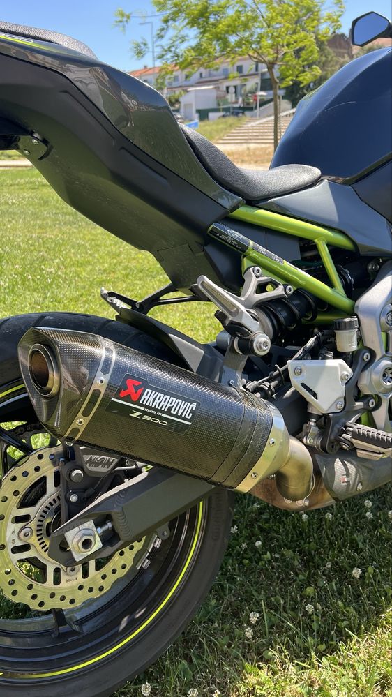 Kawasaki Z900 35KW c escape Akrapovic Homologado