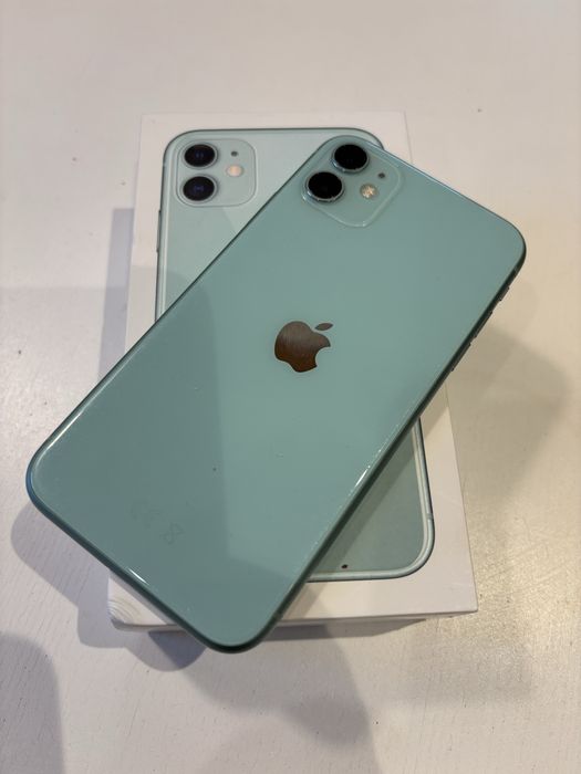 Iphone 11 64 GB caly komplet