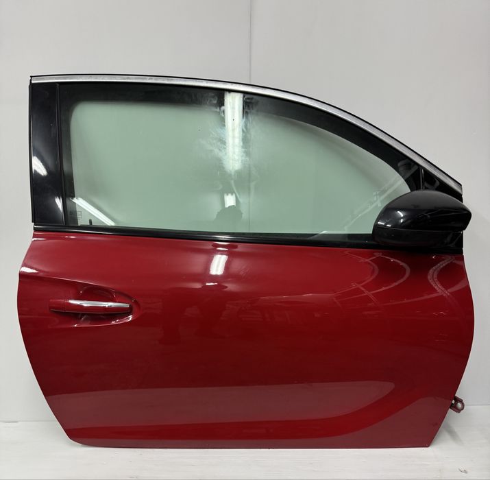 Opel Adam drzwi prawe z50m