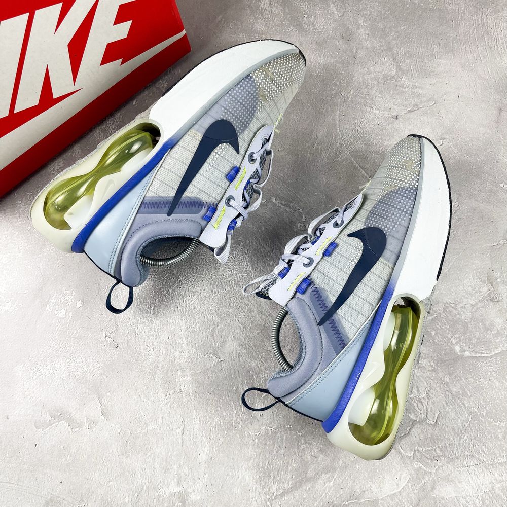 Кроссовки Nike 38