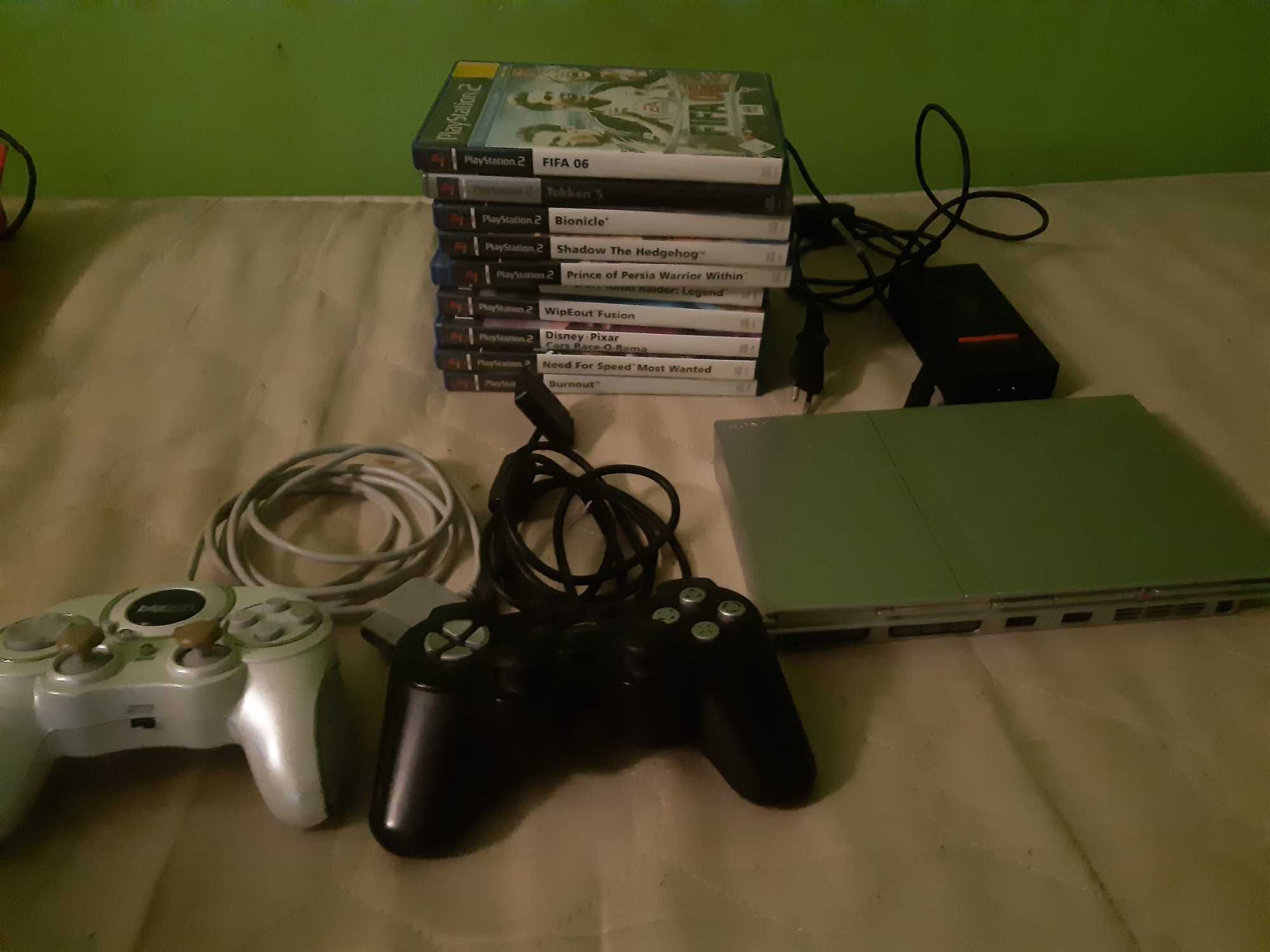Sony PlayStation 2, PS2 Slim, Silver, SCPH-70004, gry, telewizor