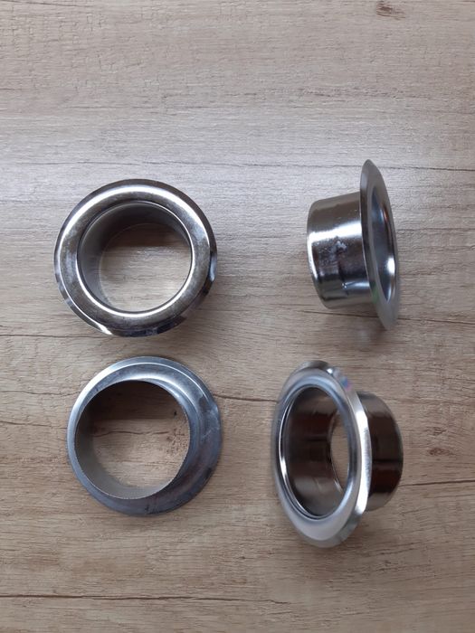 Oslona na otwór kablowy przelotka pierścienie.