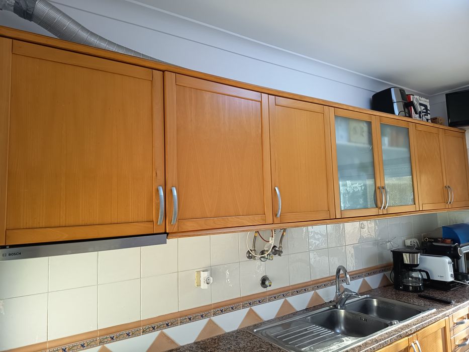 Cozinha usada em bom estado