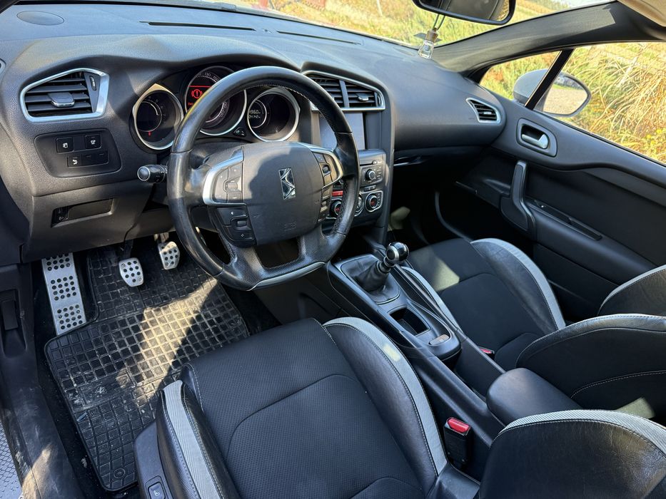 citroen ds4 1.6 e-hdi