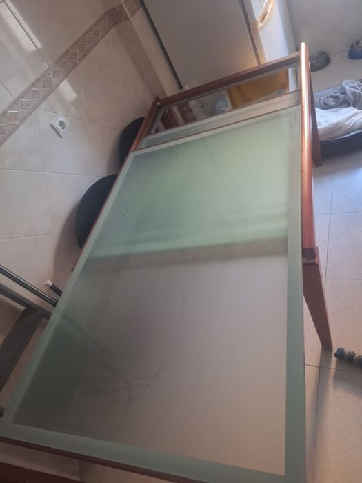 Mesa de madeira extensível