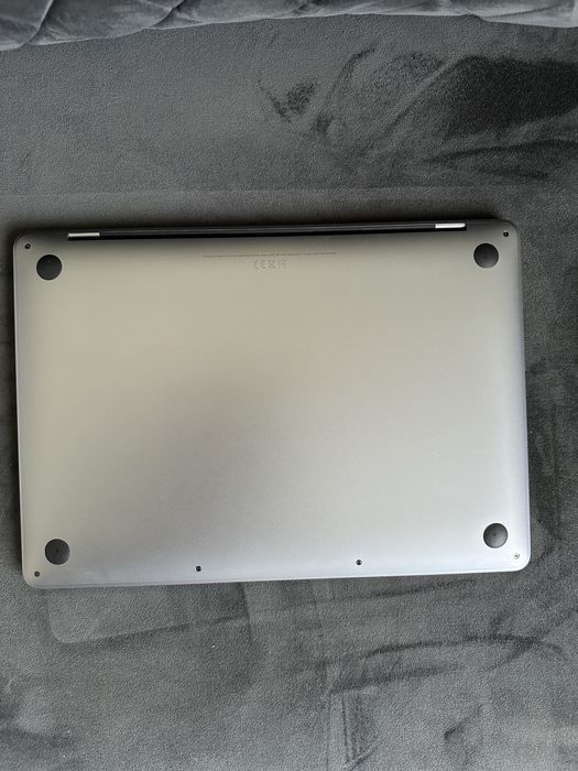 Macbook Pro M1 16 GB RAM 1 TB SSD