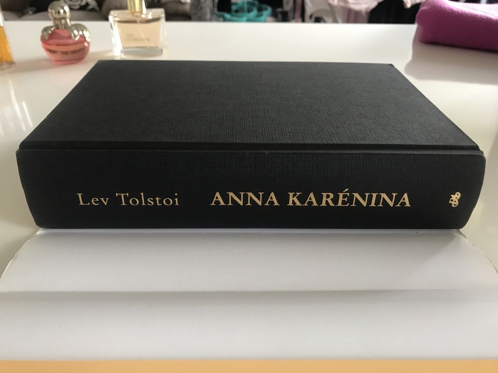 Livros Anna Karenina, O idiota, Crime e castigo