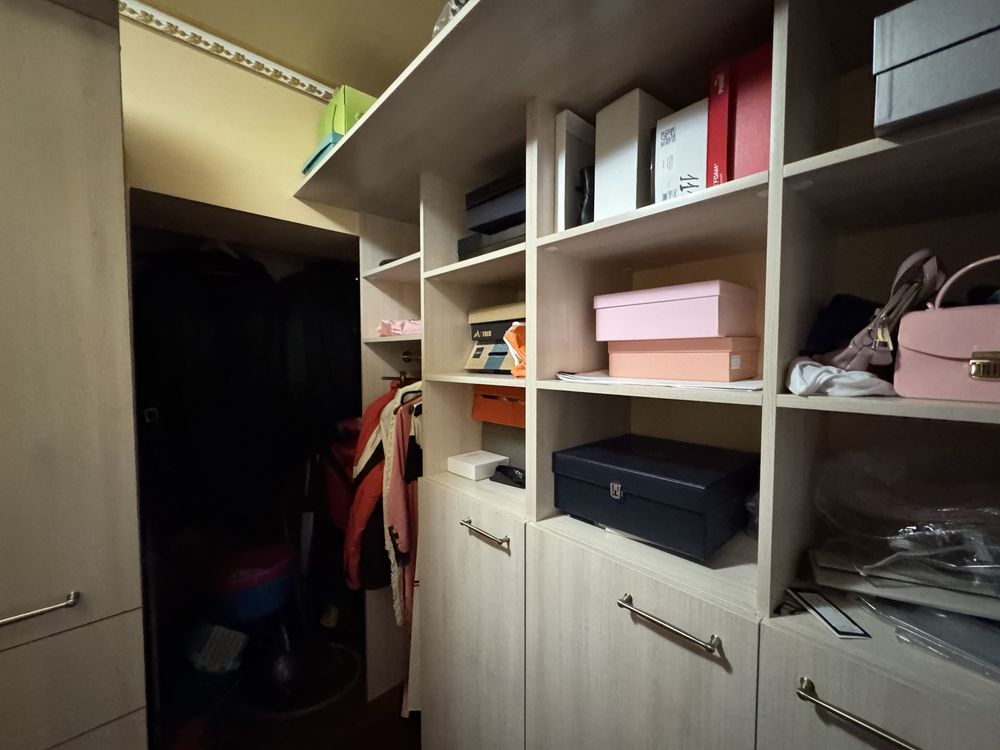 Продам чотирьох кімнатну квартиру у центрі м. Трускавець