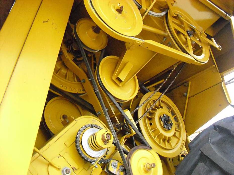 Зерноуборочный комбайн Sampo ROSENLEW 690