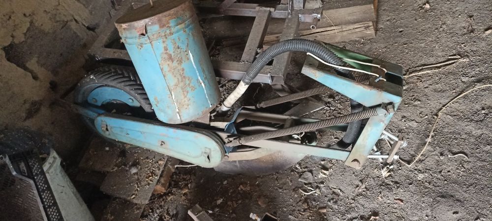 Секція сівалки СПЧ 6