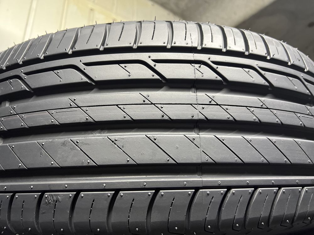 Шины б.у Demo 215 50 R18 Bridgestone Turanza T001 92W 4 шт