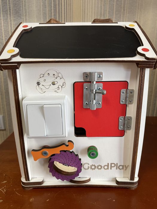 Бізібудинок з  9 місяців