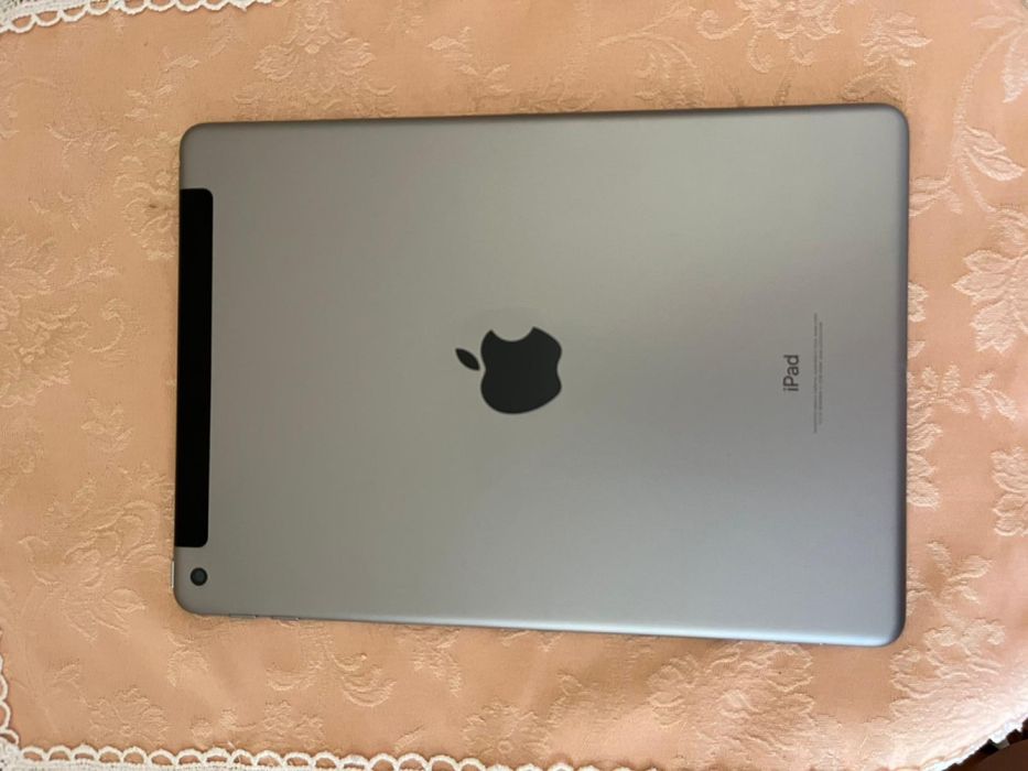 Ipad 6th 32 Gb+ Wi fi+ cellular В хорошому стані!
