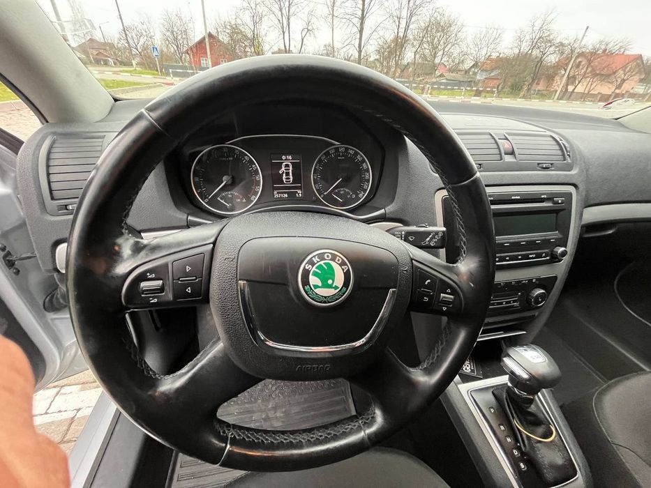Skoda Octavia A 5 ТОРГ БІЛЯ АВТО