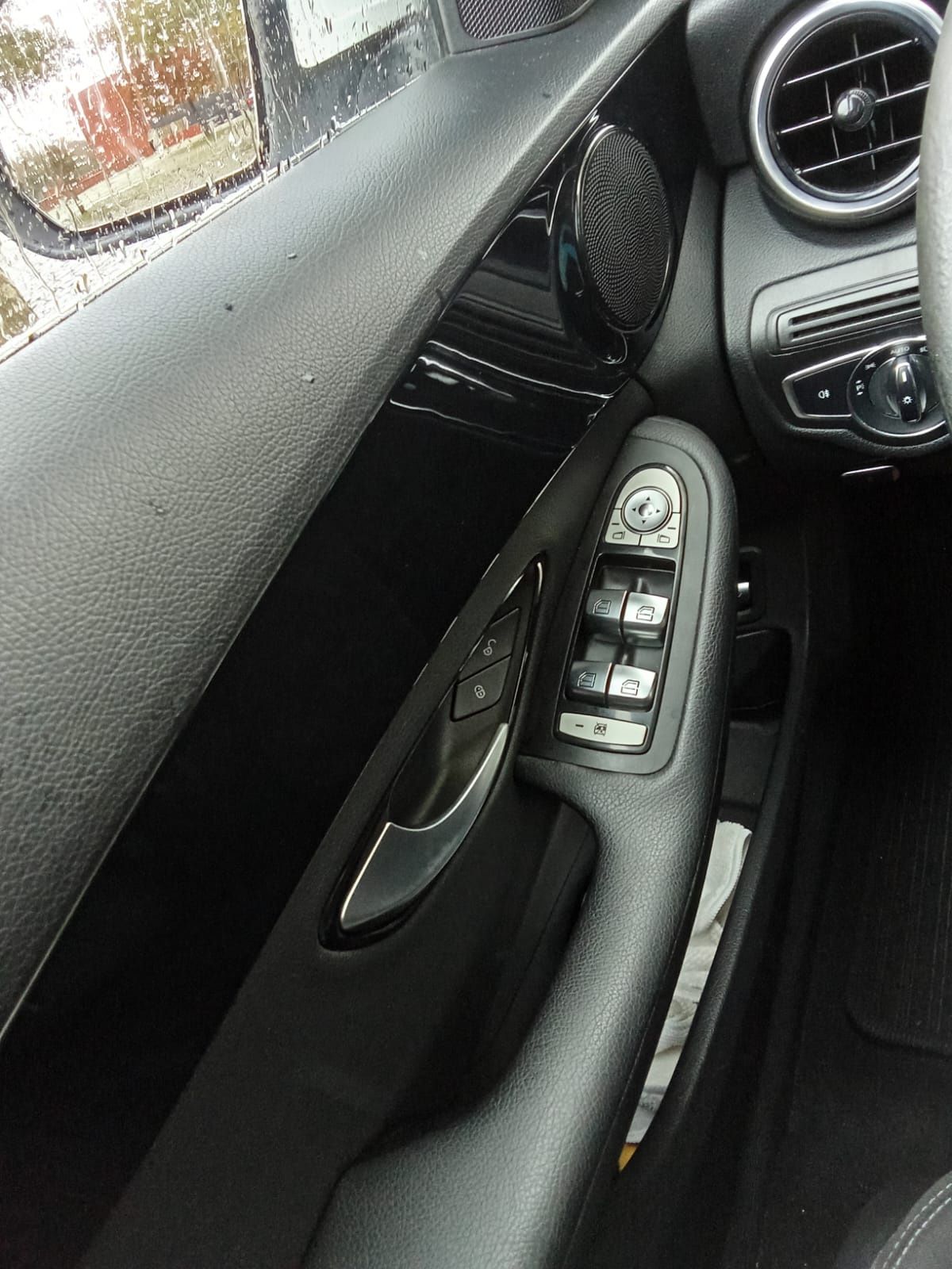 Carrinha Mercedes C180