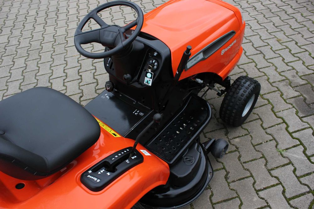 Husqvarna CT 131 ct131 Traktorek Kosiarka