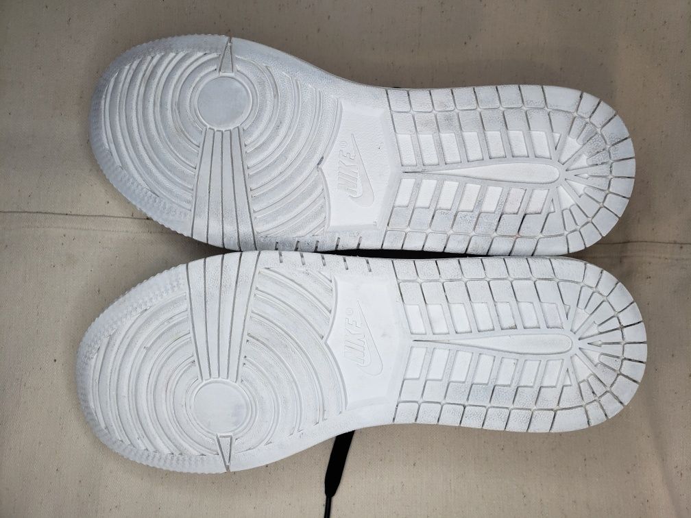 Кроссовки в идеале Nike Air Jordan retro