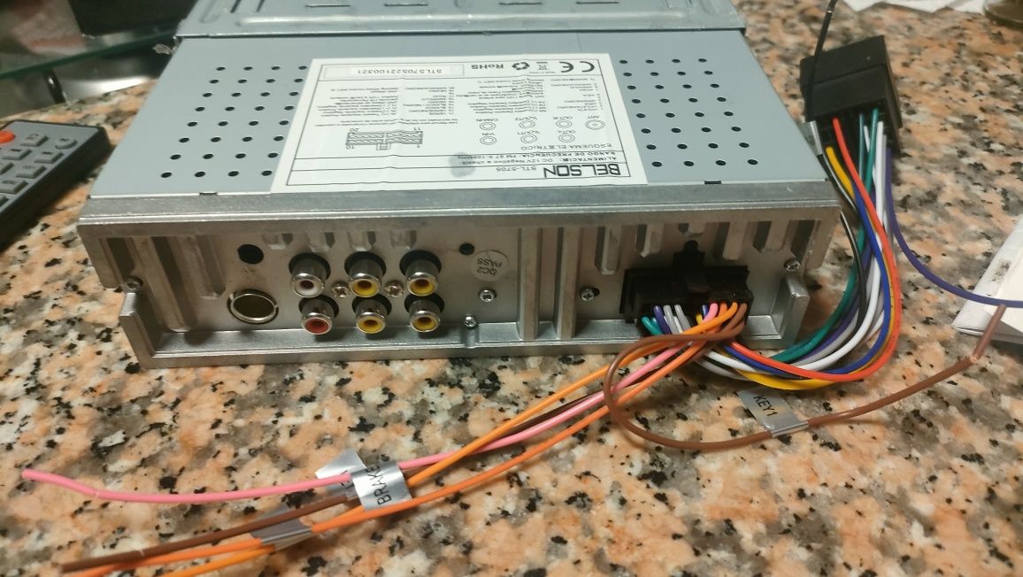 1 DIN 7" auto radio