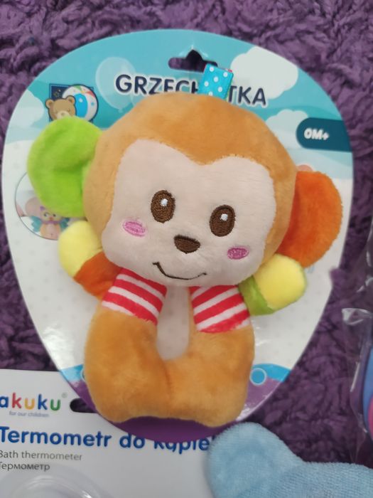 nowe zabawki dla niemowlaka noworodka grzechotka termometr myjka ślini