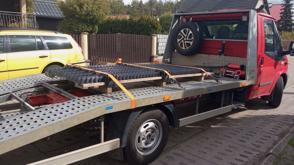 Laweta holowanie transport mobilny mechanik