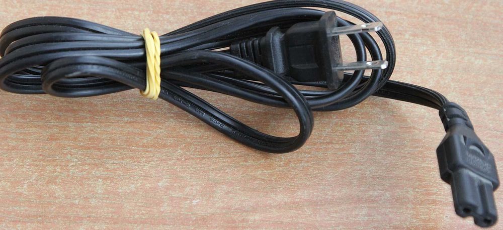 Кабель живлення для мережі. 74 грн.