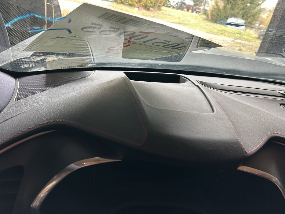 Chevrolet corvette c7 stingray deska rozdzielcza kokpit airbag konsola