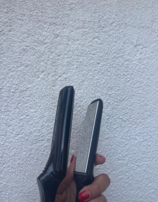 MQ Professional Prancha de Titânio PRETA