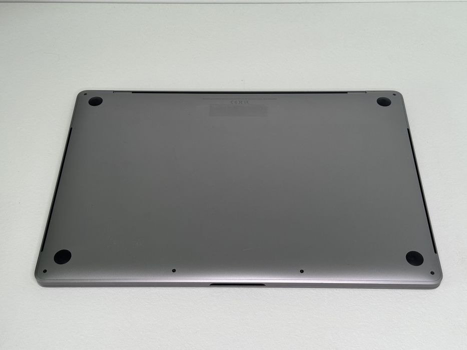 MacBook Pro 16 (A2141) - i7/32GB/512GB - faktura VAT 23%