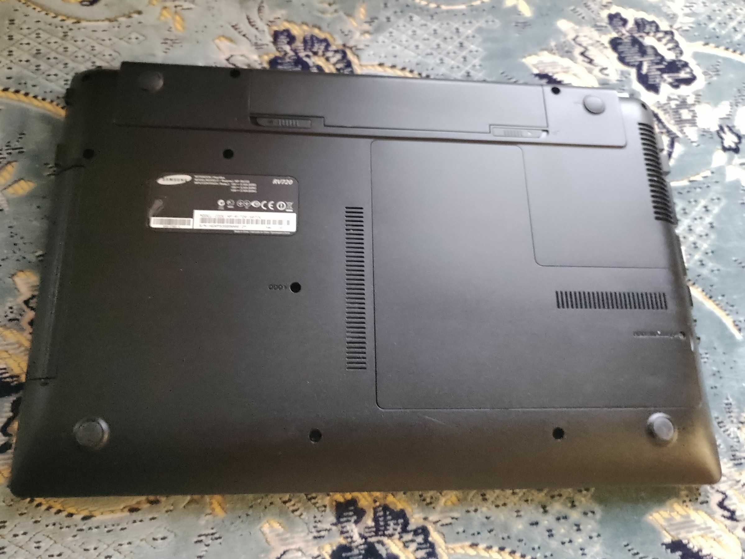 Samsung RV720, екран-17.3 i5,8/500,nVIDIA GeForce GT 520M-1 ГБ