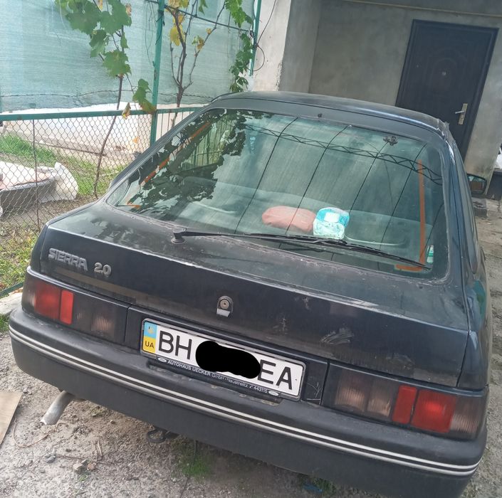 Продаю машину Ford Sierra 2.0