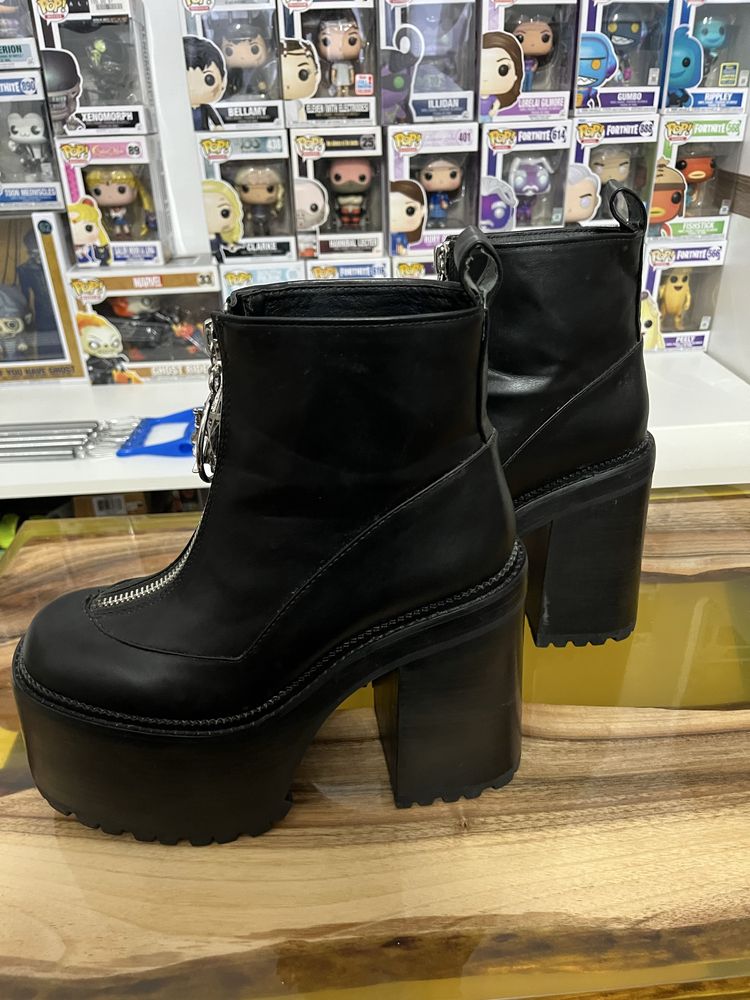 Buty killstar rozmiar 39