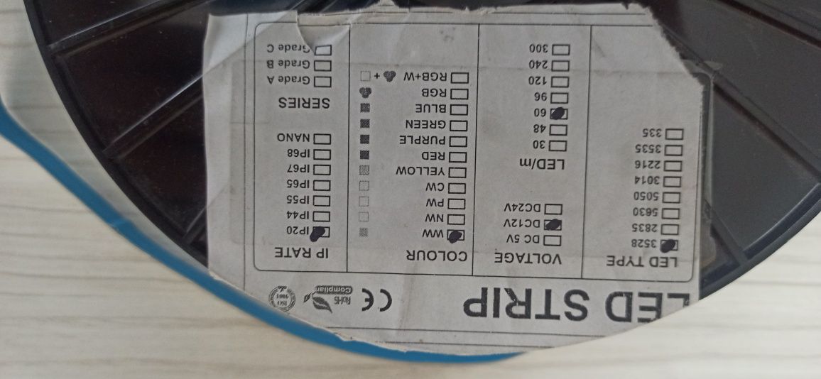 GLP LED Zasilacz 24W 12V 2A + 5,6 m led
GLP LED Zasilac