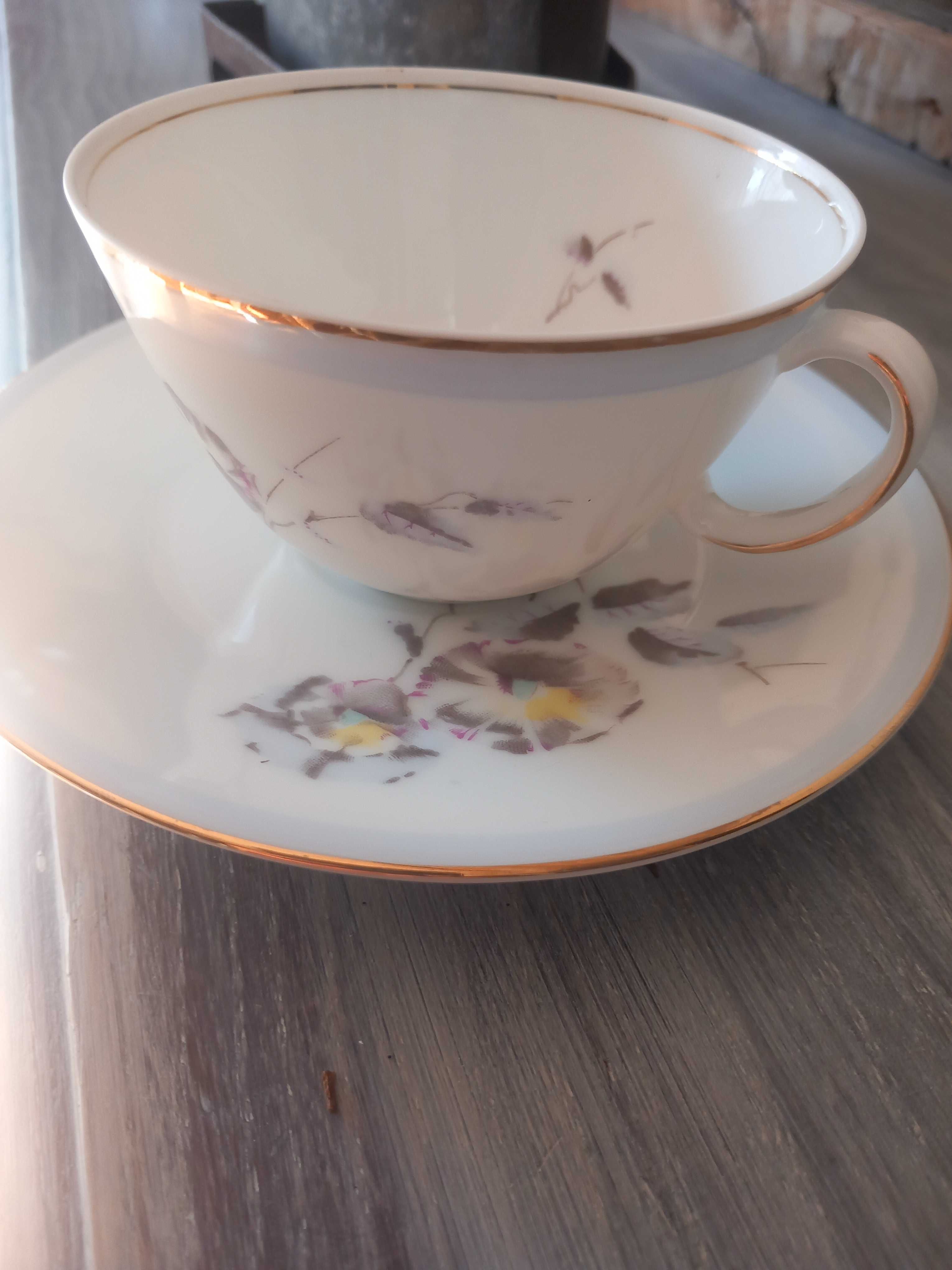 Serviço de chá em porcelana