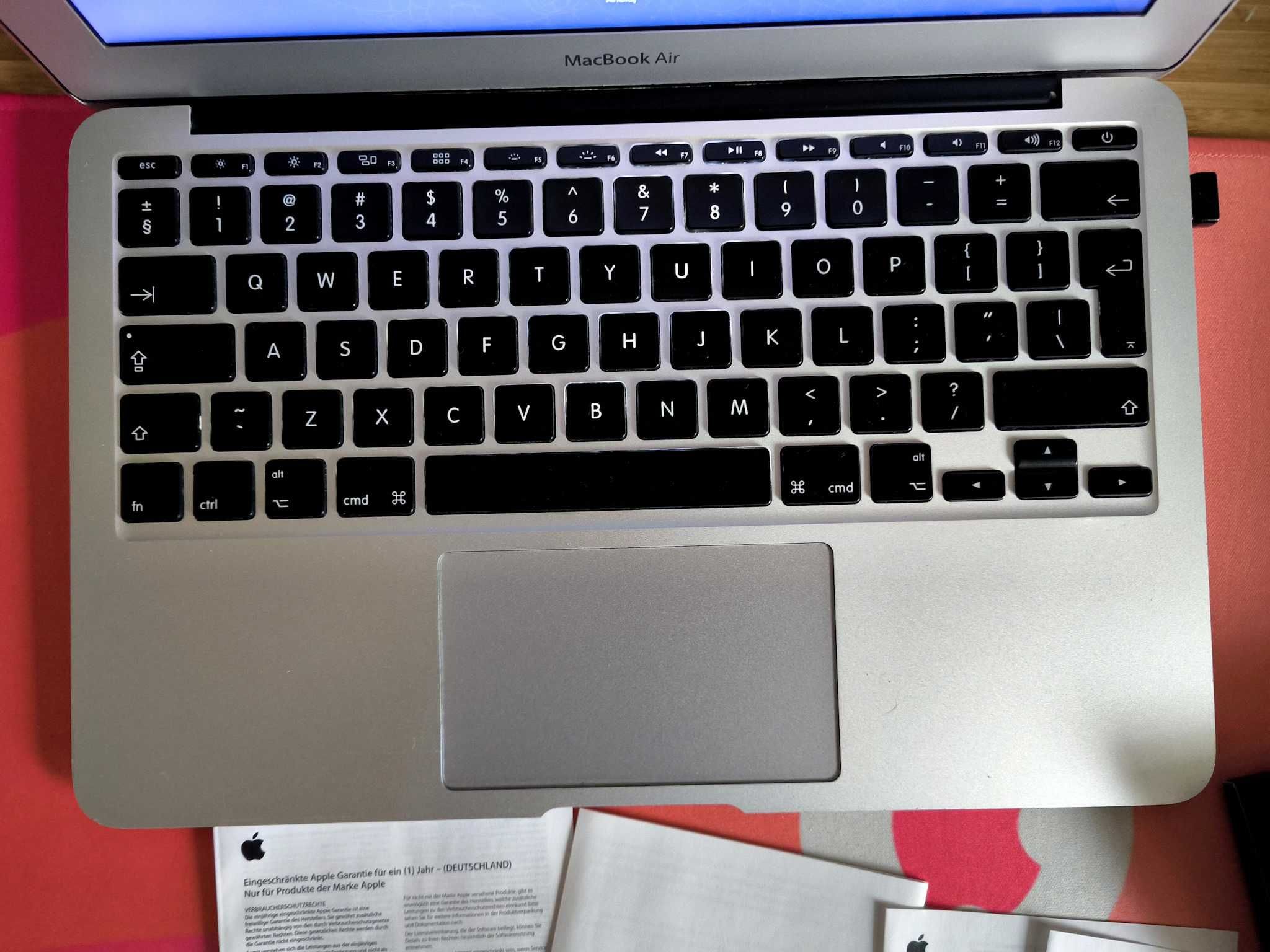 Apple MacBook Air 11' Core i5 2,7 Ghz Duzo aplikacji Office i Pudełko