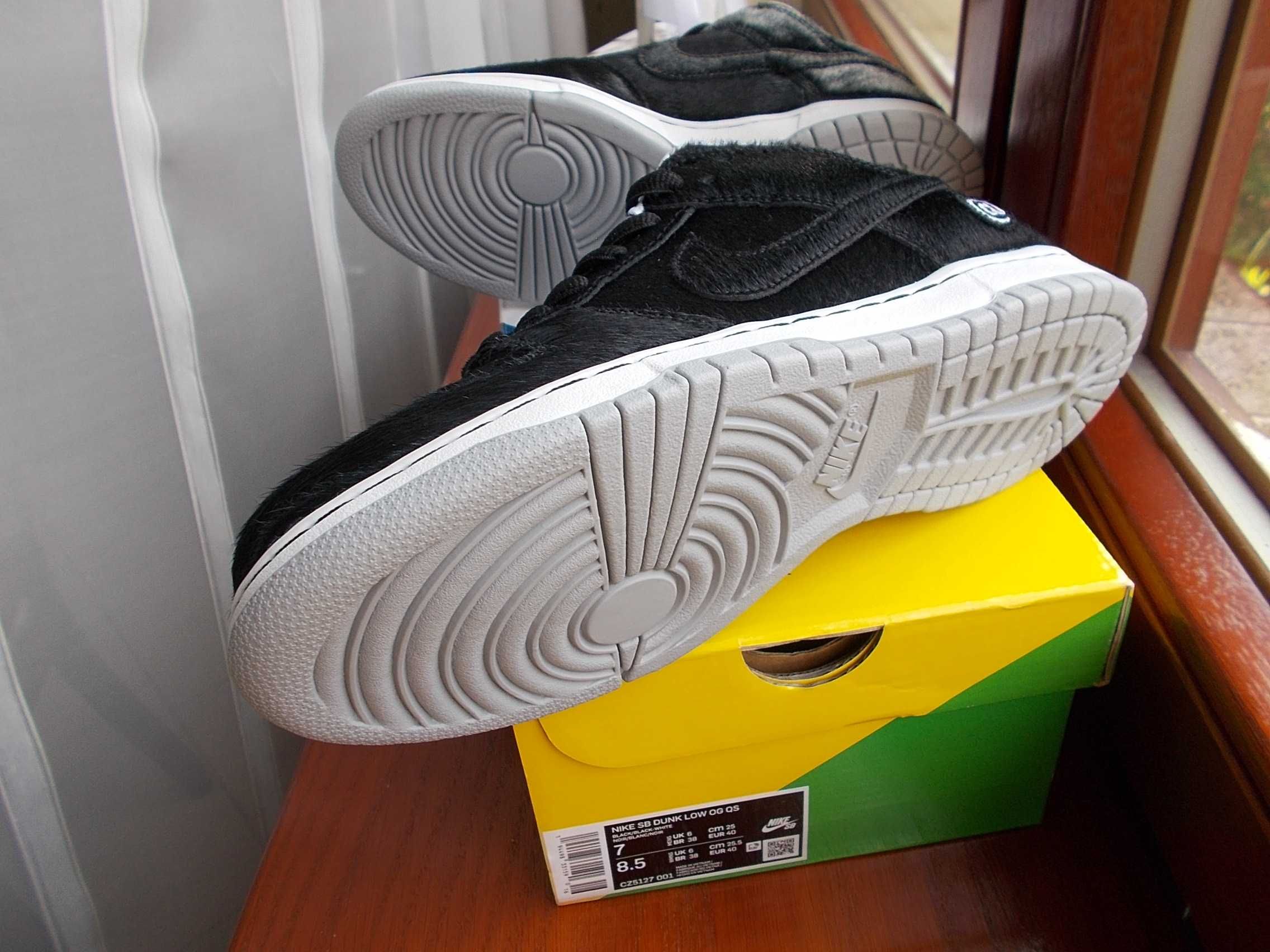 (r. Eur 40-25 cm) Nike SB Dunk Low Medicom Toy Bearbrick CZ5127,-001