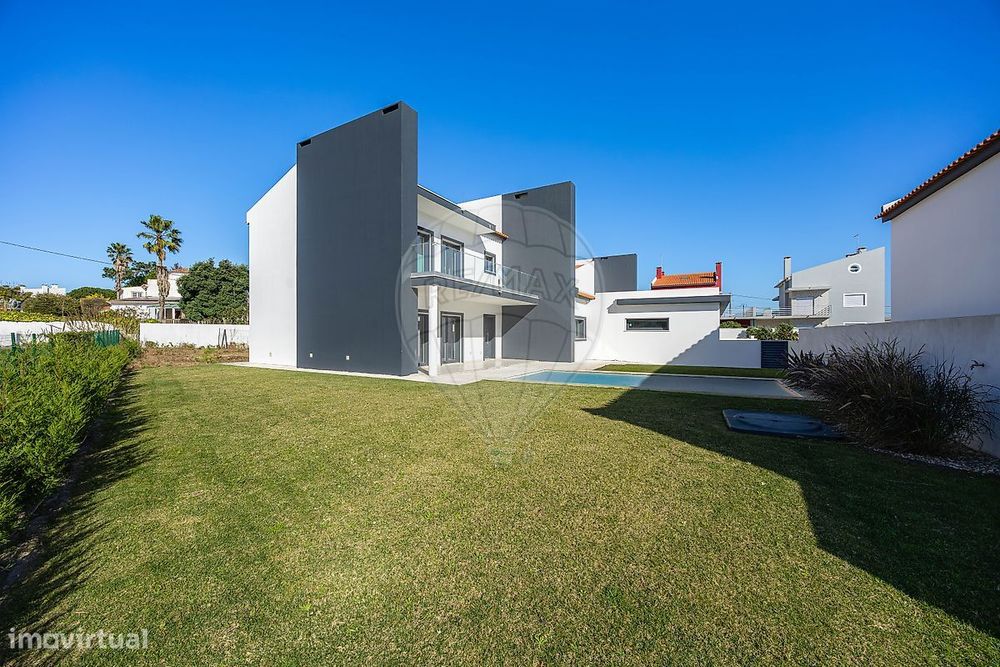 Moradia T4 para venda