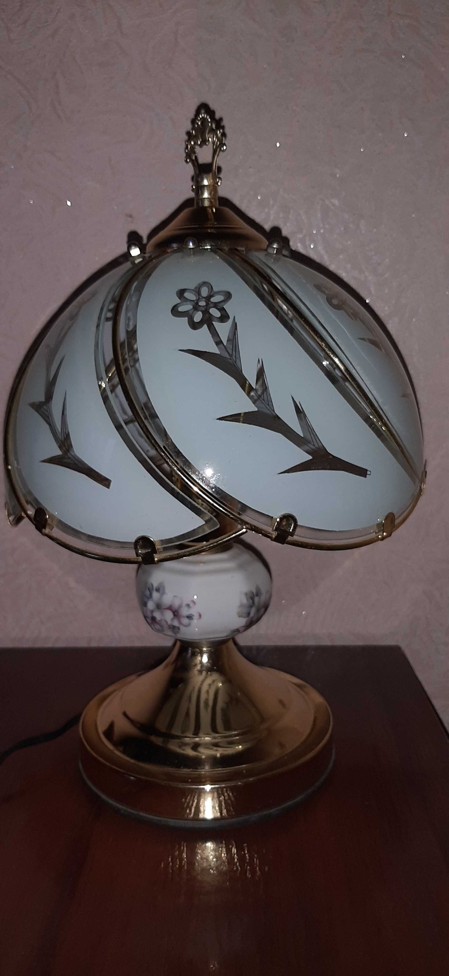 Продам світильник
