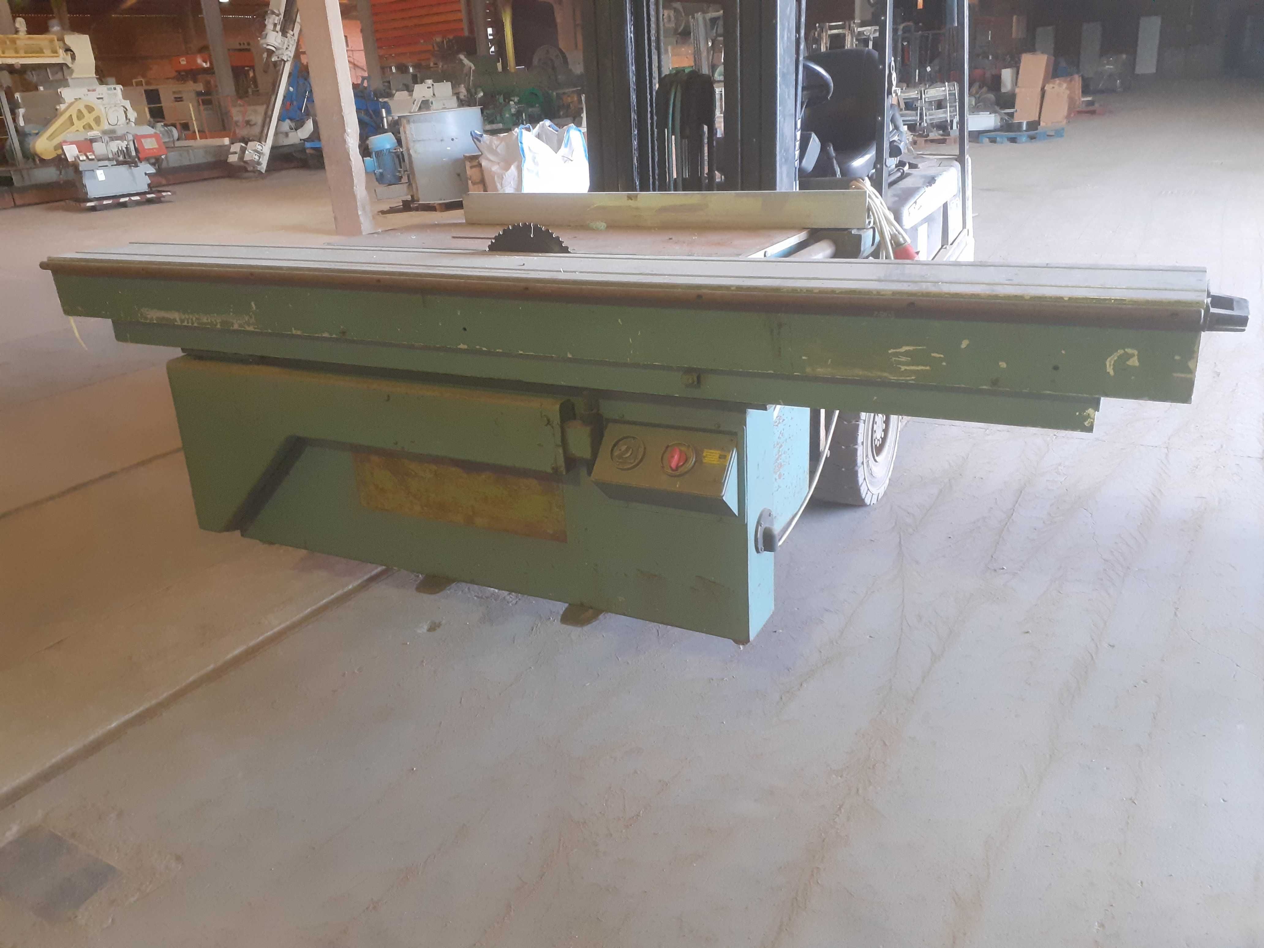 Esquadrejadora Altendorf F90