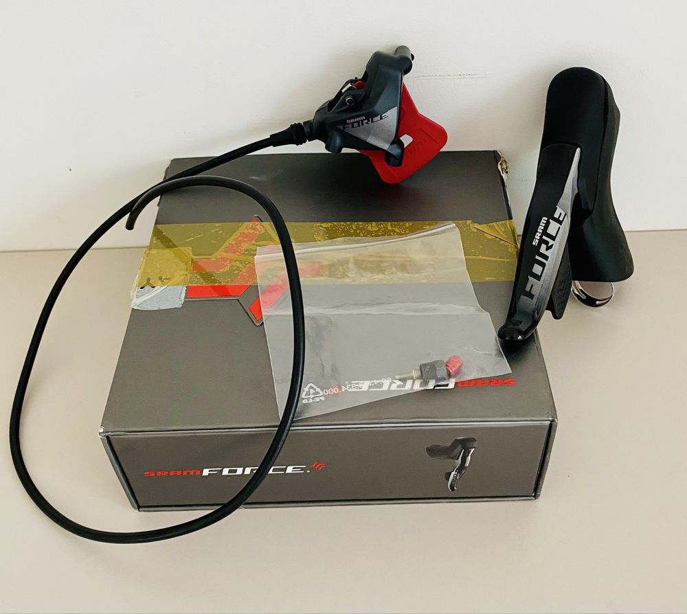 SRAM Force AXS D1 – lewa klamka, zacisk, przewod