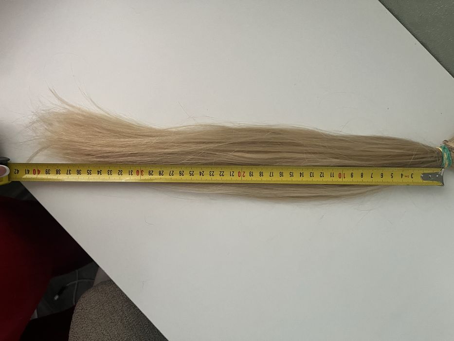 Волосся натуральне для нарощення